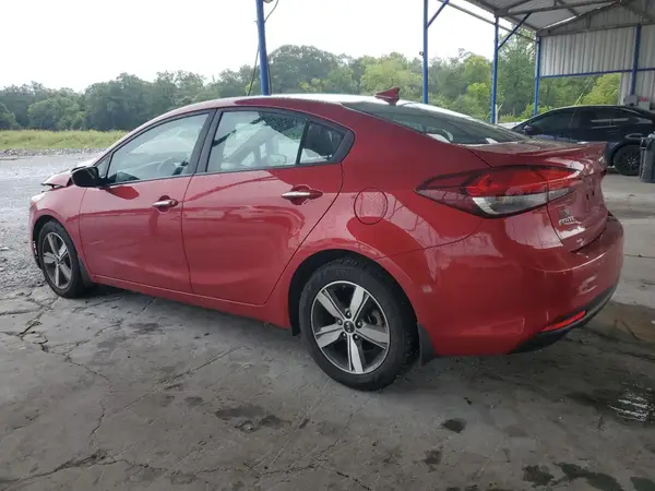 3KPFL4A71JE266057 2018 KIA FORTE - Image 2