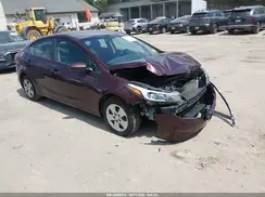 3KPFL4A71JE275518 2018 KIA FORTE