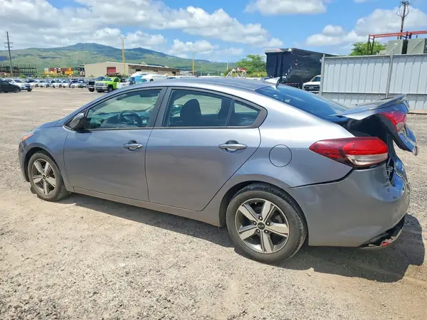 3KPFL4A71JE278998 2018 KIA FORTE - Image 2