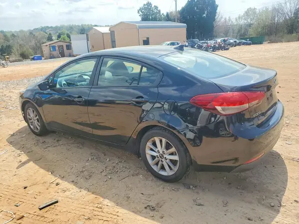 3KPFL4A72HE008463 2017 KIA FORTE - Image 2