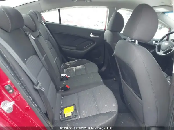 3KPFL4A72HE009208 2017 KIA FORTE - Image 8