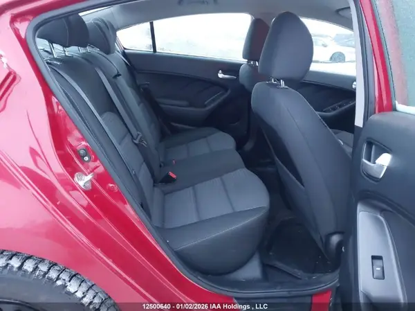 3KPFL4A72HE009290 2017 KIA FORTE - Image 8
