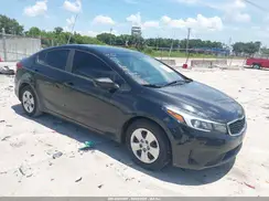 3KPFL4A72HE017471 2017 KIA FORTE