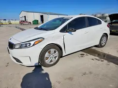 3KPFL4A72HE025571 2017 KIA FORTE