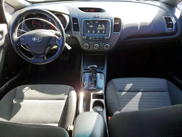 3KPFL4A72HE028745 2017 KIA FORTE - Image 8