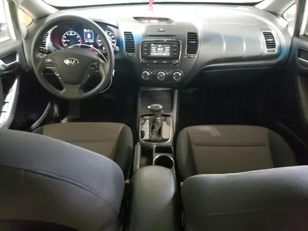 3KPFL4A72HE029426 2017 KIA FORTE - Image 8