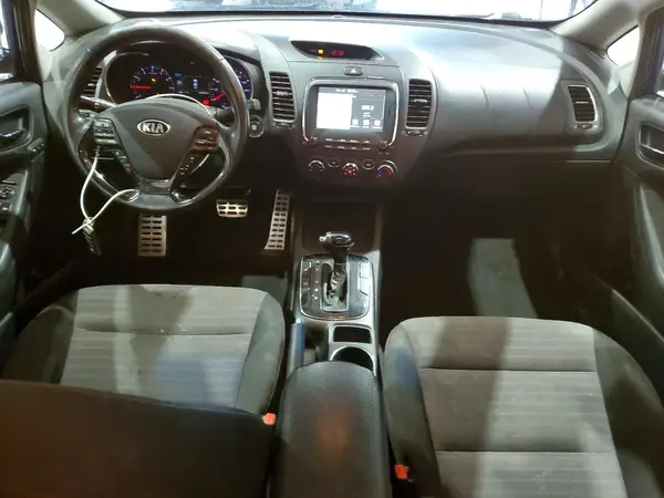 3KPFL4A72HE042189 2017 KIA FORTE - Image 8