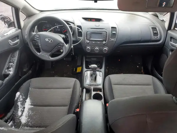 3KPFL4A72HE048154 2017 KIA FORTE - Image 8
