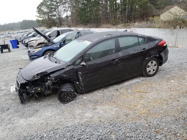 3KPFL4A72HE066864 2017 KIA FORTE - Image 1