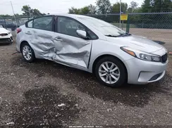 3KPFL4A72HE076732 2017 KIA FORTE