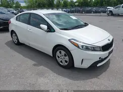 3KPFL4A72HE081557 2017 KIA FORTE