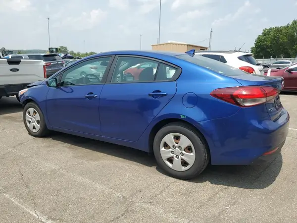 3KPFL4A72HE084099 2017 KIA FORTE - Image 2