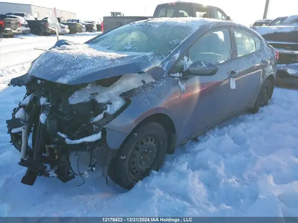 3KPFL4A72HE091022 2017 KIA FORTE - Image 2