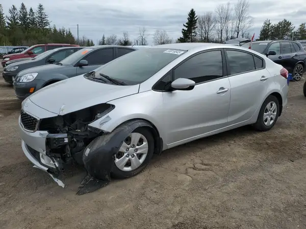 3KPFL4A72HE095216 2017 KIA FORTE - Image 1