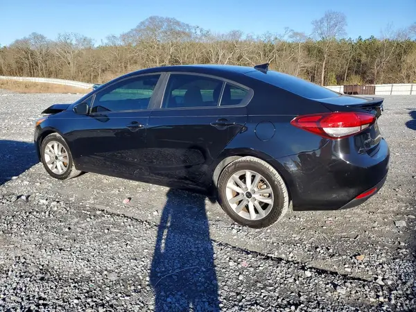 3KPFL4A72HE097872 2017 KIA FORTE - Image 2