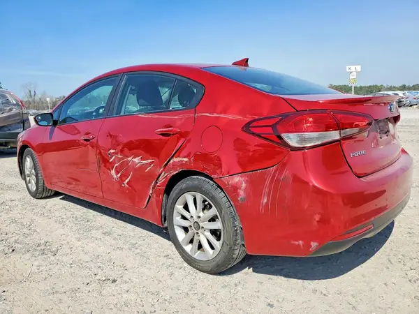 3KPFL4A72HE100219 2017 KIA FORTE - Image 2