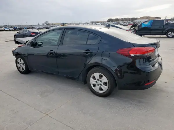 3KPFL4A72HE102598 2017 KIA FORTE - Image 2