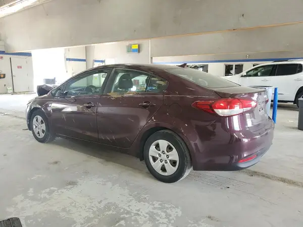 3KPFL4A72HE105243 2017 KIA FORTE - Image 2