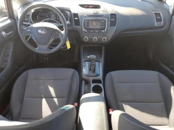 3KPFL4A72HE120812 2017 KIA FORTE - Image 8