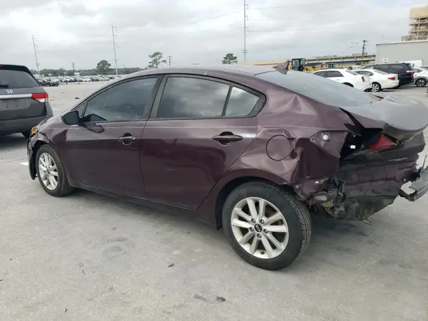 3KPFL4A72HE132880 2017 KIA FORTE - Image 2