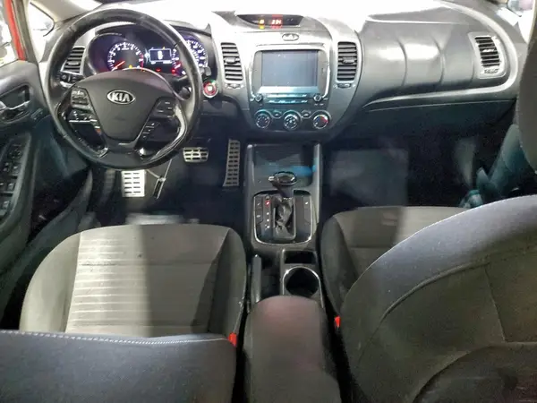 3KPFL4A72HE144558 2017 KIA FORTE - Image 8