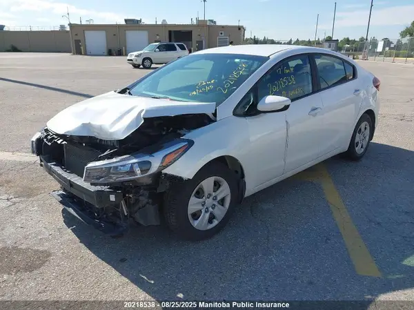 3KPFL4A72HE144690 2017 KIA FORTE - Image 2