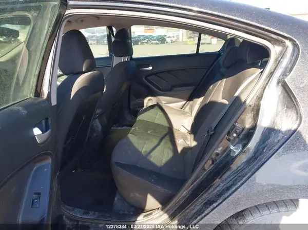 3KPFL4A72HE146097 2017 KIA FORTE - Image 8