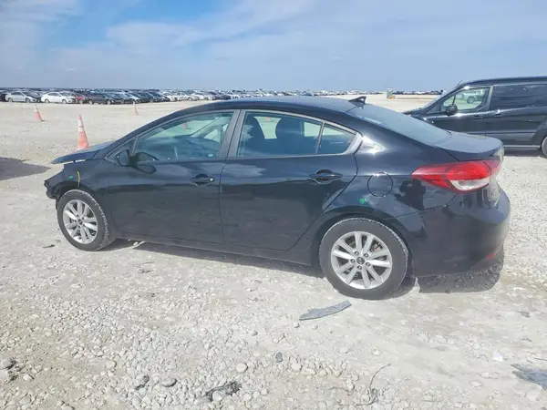 3KPFL4A72HE147668 2017 KIA FORTE - Image 2