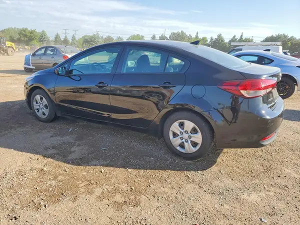 3KPFL4A72HE152899 2017 KIA FORTE - Image 2