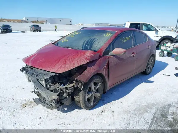 3KPFL4A72JE163049 2018 KIA FORTE - Image 2