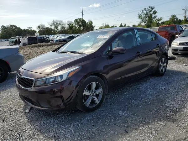 3KPFL4A72JE171796 2018 KIA FORTE - Image 1