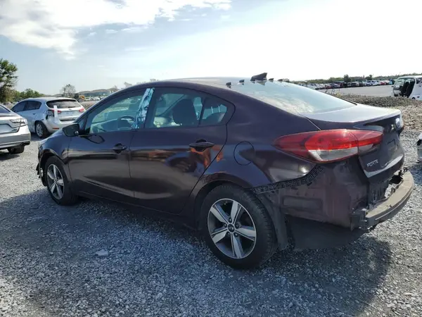 3KPFL4A72JE171796 2018 KIA FORTE - Image 2
