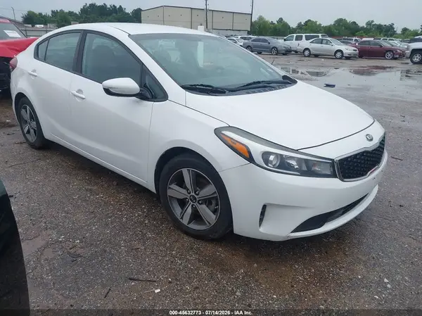3KPFL4A72JE172110 2018 KIA FORTE