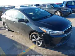 3KPFL4A72JE175895 2018 KIA FORTE