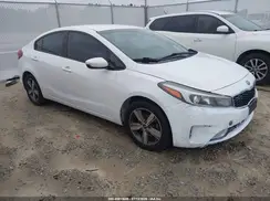 3KPFL4A72JE187366 2018 KIA FORTE