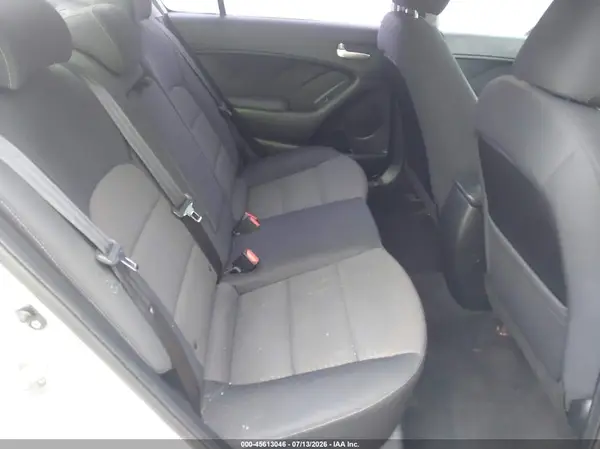 3KPFL4A72JE187366 2018 KIA FORTE - Image 8