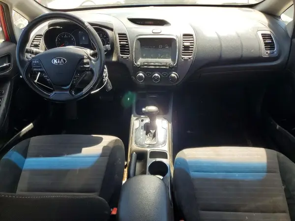 3KPFL4A72JE187934 2018 KIA FORTE - Image 8