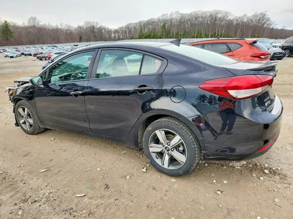 3KPFL4A72JE188971 2018 KIA FORTE - Image 2
