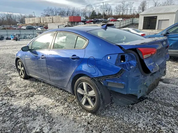 3KPFL4A72JE189022 2018 KIA FORTE - Image 2