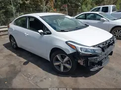 3KPFL4A72JE195581 2018 KIA FORTE