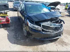 3KPFL4A72JE198058 2018 KIA FORTE