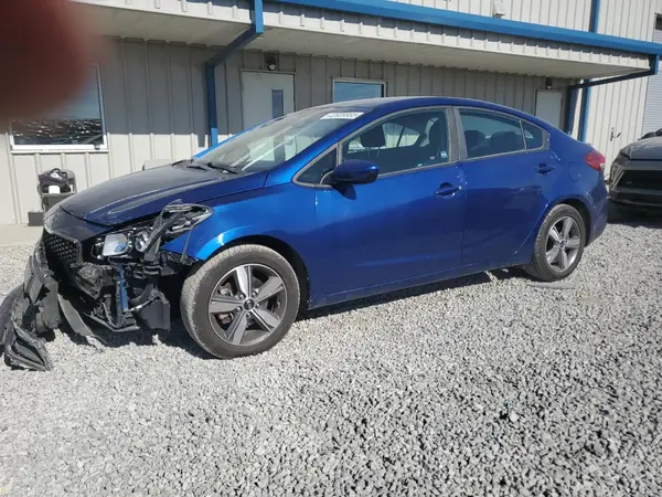 3KPFL4A72JE199064 2018 KIA FORTE - Image 1