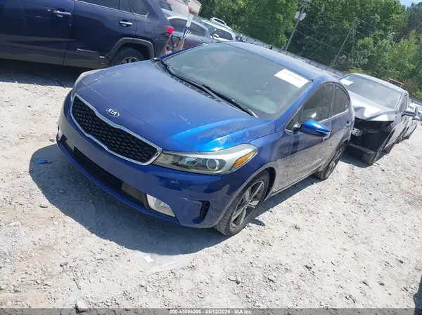 3KPFL4A72JE199100 2018 KIA FORTE - Image 2