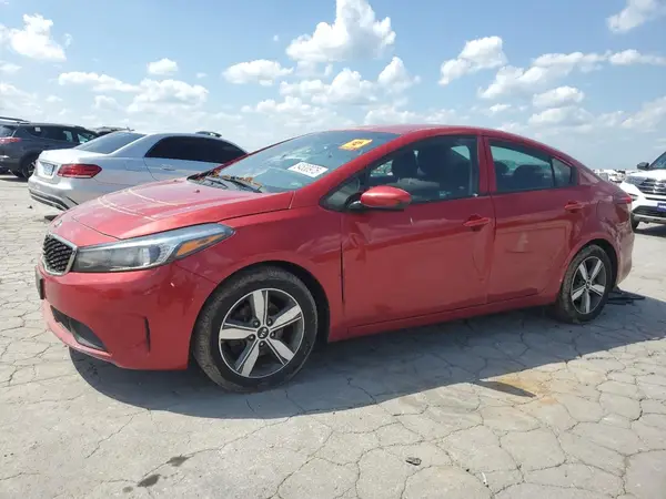 3KPFL4A72JE200939 2018 KIA FORTE - Image 1