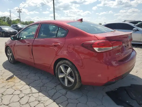 3KPFL4A72JE200939 2018 KIA FORTE - Image 2
