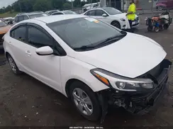 3KPFL4A72JE211388 2018 KIA FORTE