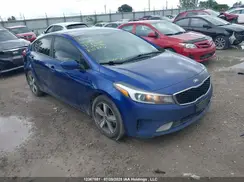 3KPFL4A72JE221760 2018 KIA FORTE