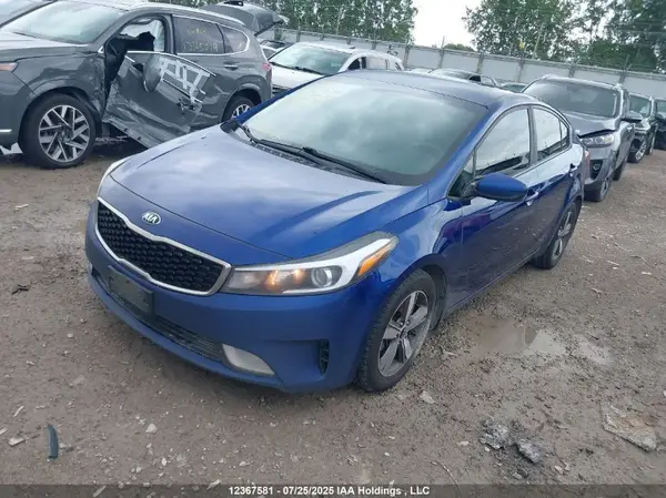 3KPFL4A72JE221760 2018 KIA FORTE - Image 2