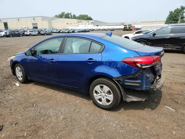 3KPFL4A72JE230667 2018 KIA FORTE - Image 2