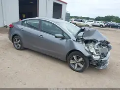 3KPFL4A72JE238042 2018 KIA FORTE